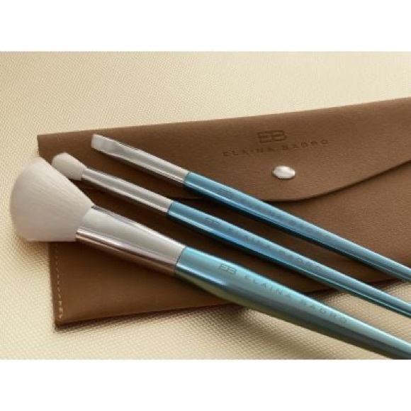 NWT Elaina Badro BabyBlues brush  Set - Picture 2 of 4